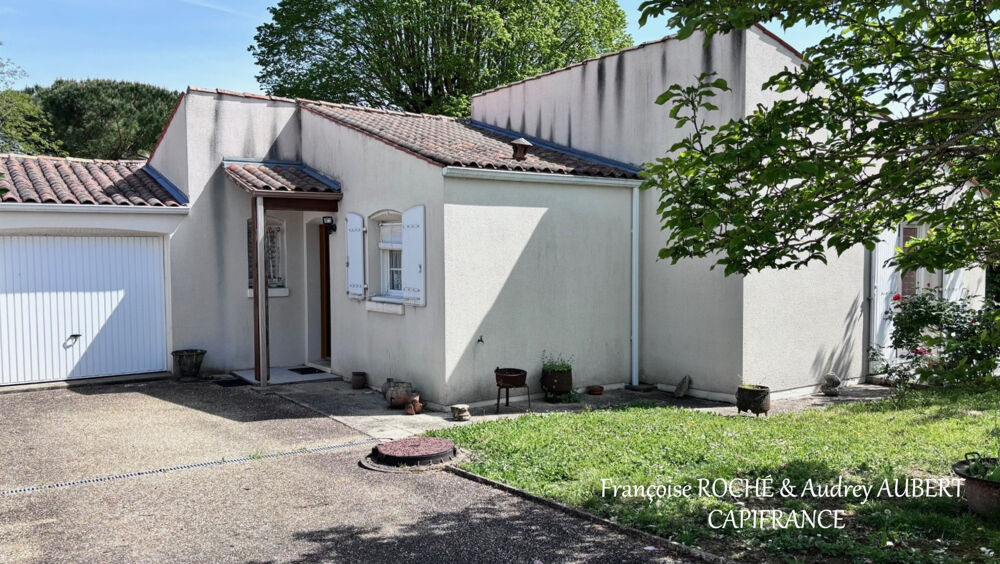 Maison 88m2 - plain-pied - 4 pièces - 3 chambres - garage - jardin clos à SAINTES (17)- Quartier La Fenètre
