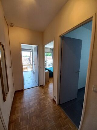  Appartement à louer 1 pièce 33 m²