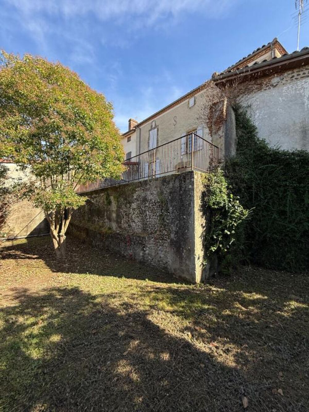 Maison Riscle 7 pièce(s) 260 m2
