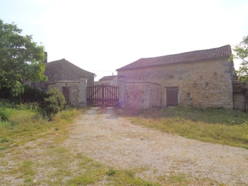 15 mn Angoulême Gare, ancien Corps de Ferme à réhabiliter au sud le l'agglomération