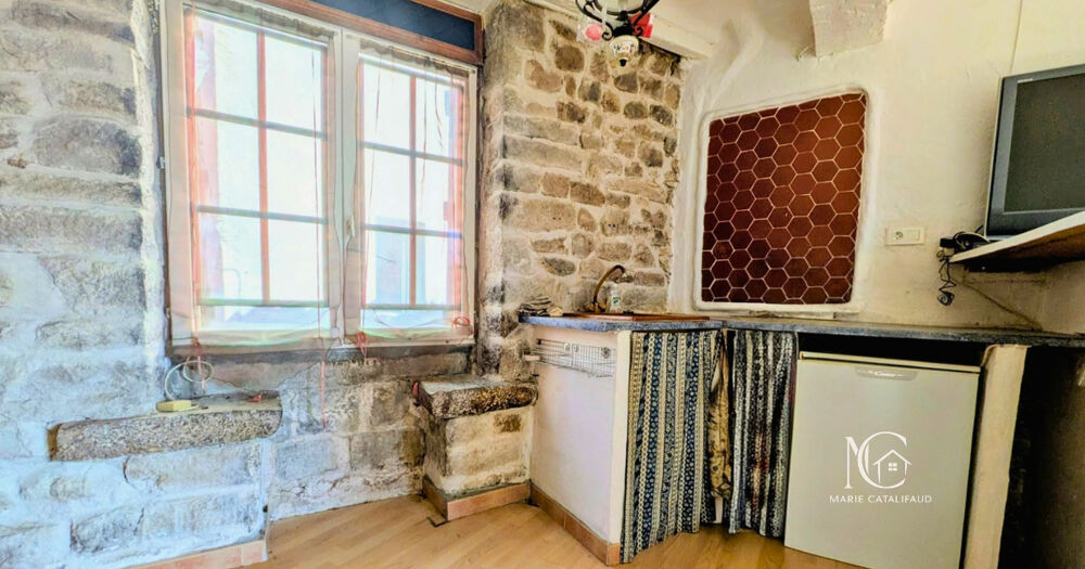Vente Maison Maison de village avec FORT POTENTIEL et beaucoup de CHARME - ROQUEBRUNE SUR ARGENS Roquebrune sur argens