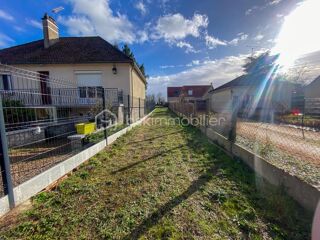  Terrain à vendre 899 m²