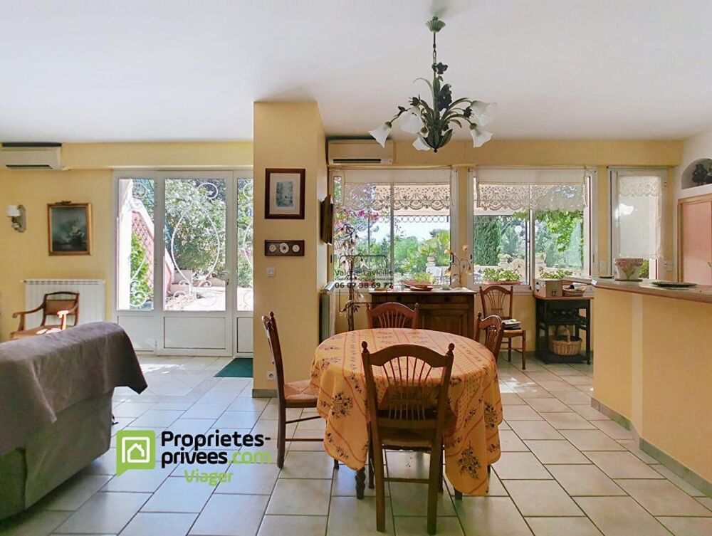 Vente Maison BANDOL (83150) - NUE PROPRIÉTÉ - ENSEMBLE IMMOBILIER AVEC TERRAIN ET PISCINE Bandol