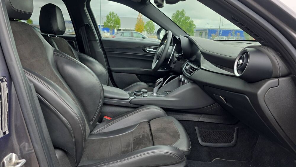 Giulia 2.2 JTD 210 Q4 AT8 Veloce Ti - Automatique 2020 occasion 82000 Montauban