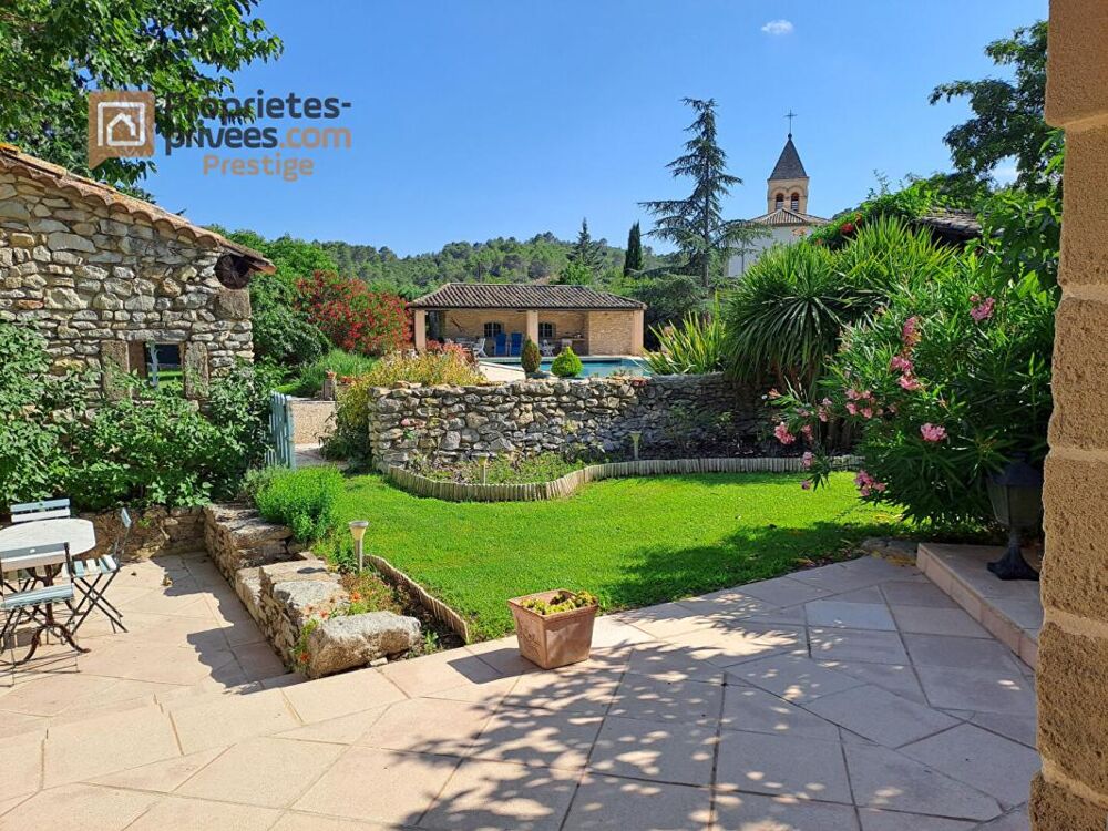 Mas restauré proche Uzès