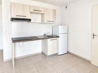 Appartement à louer 3 pièces 63 m²