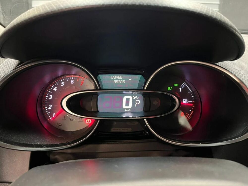 Clio IV 1.6 Turbo 220 Energy RS Trophy EDC 2017 occasion 06700 Saint Laurent Du Var