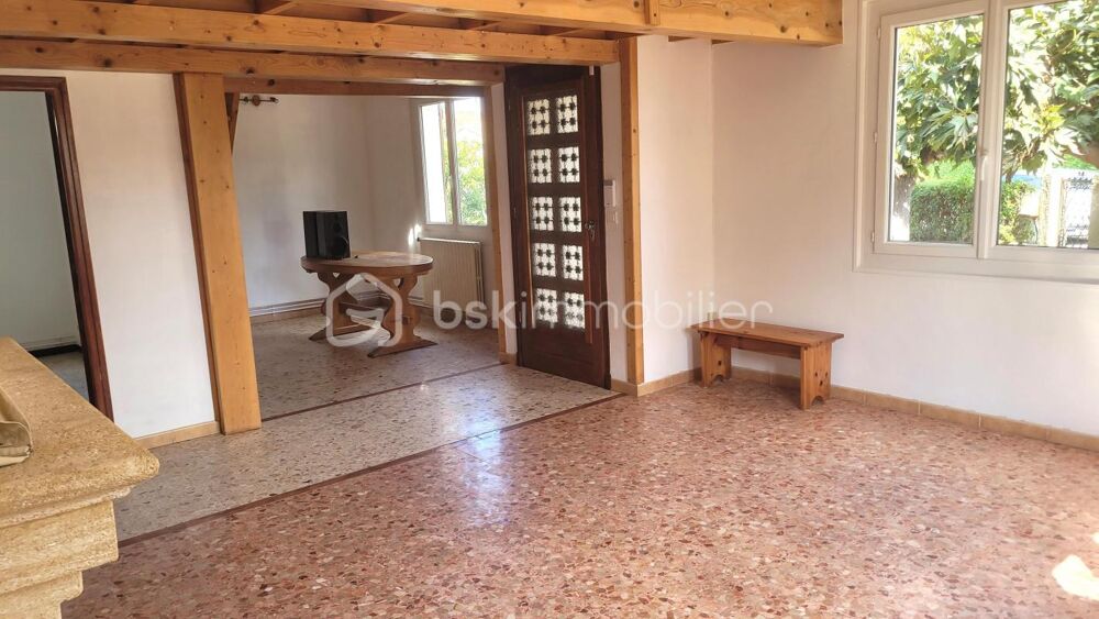 Vente Villa VILLEDAIGNE - VILLA R+1 DE 160 M² - 4 FACES - TYPE 6 - 3 CHAMBRES - GARAGE - PISCINE - PARCELLE DE 970 M² Villedaigne