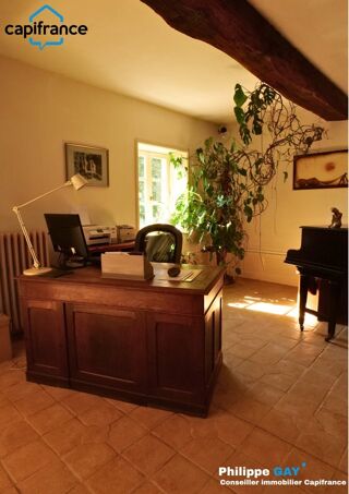  Maison � vendre 10 pi�ces 219 m�