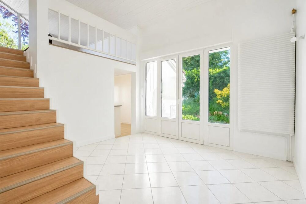 Grande maison rénovée de 7 pièces à Gagny