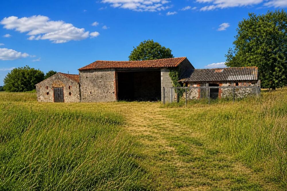 Vente Maison Maison de campagne à rénover – 80,5 m² + garage de 24m2 Saint macaire du bois