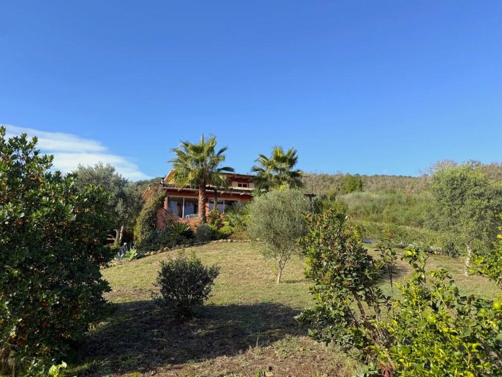 � vendre  Maison Sari-Solenzara (20145)