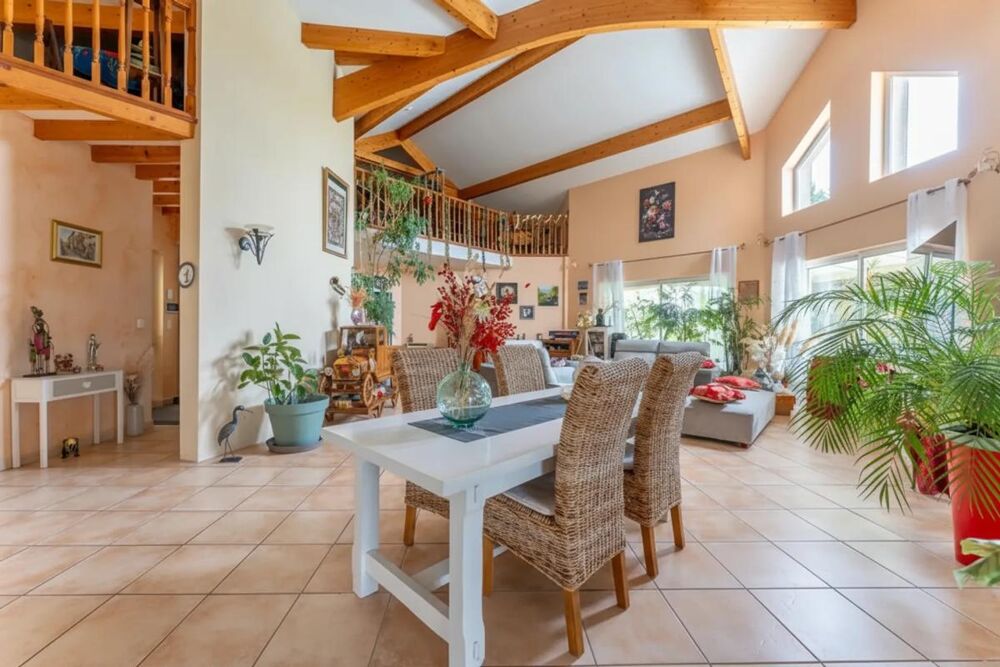 Maison familiale avec piscine à Cussac-Fort-Médoc
