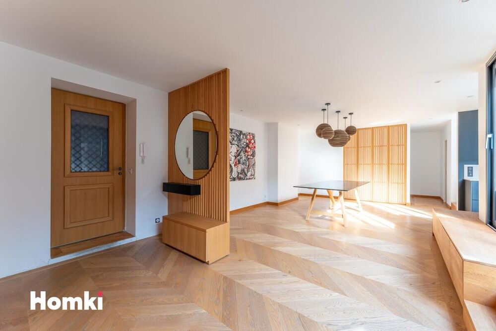 � vendre  Loft Bordeaux (33300)