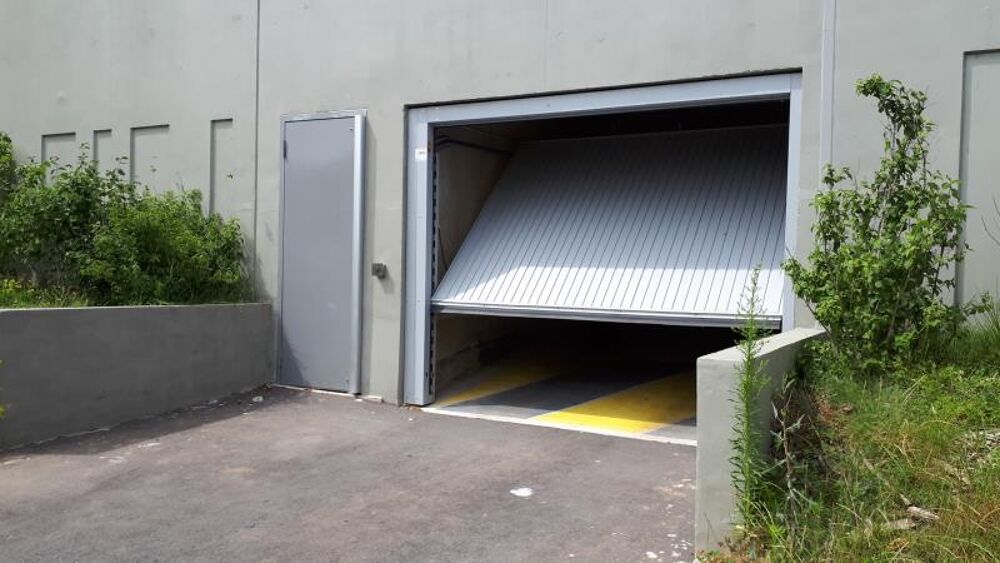 Location Parking/Garage CASE PARKING  EN SOUS-SOL LYON 09 - 0 m2 Lyon 9