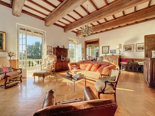  Maison  vendre 10 pices 280 m