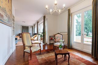  Maison à vendre 12 pièces 341 m²