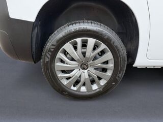 Berlingo III MULTISPACE (3) M 1.5 BLUEHDI 130 S&S PLUS EAT8 5PL SANS 2026 occasion 55800 Contrisson