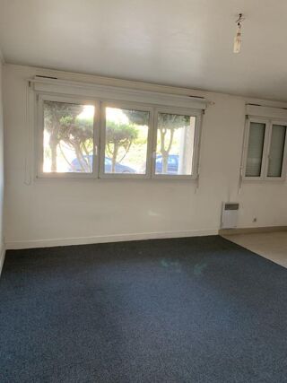  Appartement à louer 1 pièce 24 m²