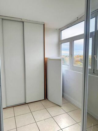  Appartement à louer 3 pièces 55 m²