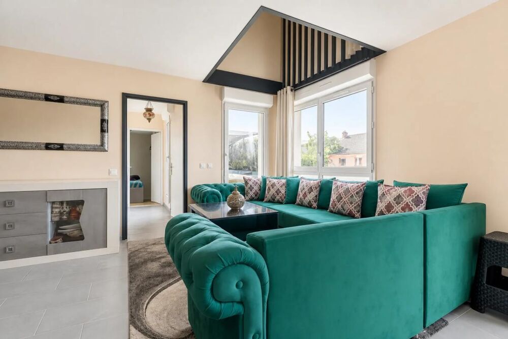 Vente Duplex/Triplex Duplex de charme 5 pièces avec terrasse à Stains Stains