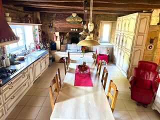  Proprit/chteau  vendre 10 pices 320 m