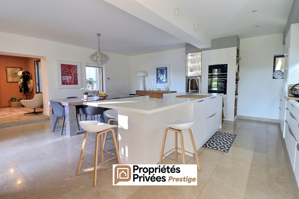 Uzès, propriété sur 3 ha de terrain