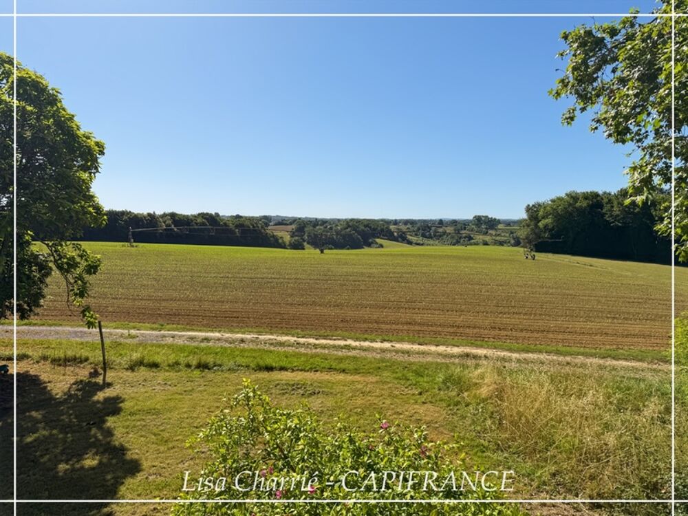 Vente Propriété/Château Propriete à vendre 11 pièces de 406 m2 habitables au total, avec dépendance sur 5261 m2 proche de NOGARO (32) Nogaro