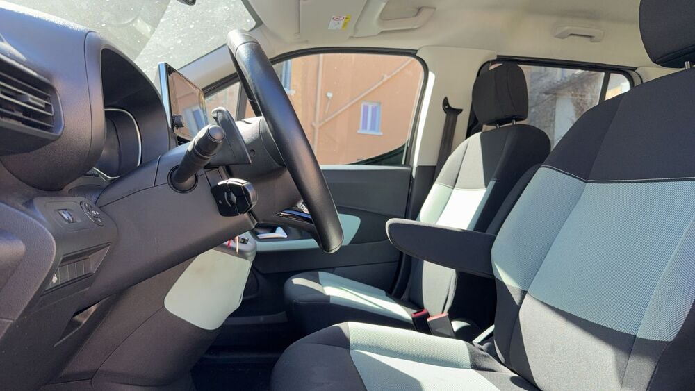 Berlingo 1.5 BlueHDi 130 EAT8 Feel 2020 occasion 69630 Chaponost