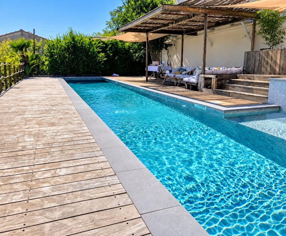 Vente Maison BELLE MAISON DE VILLAGE 7P AVEC JARDIN GARAGE ET PISCINE Clapiers