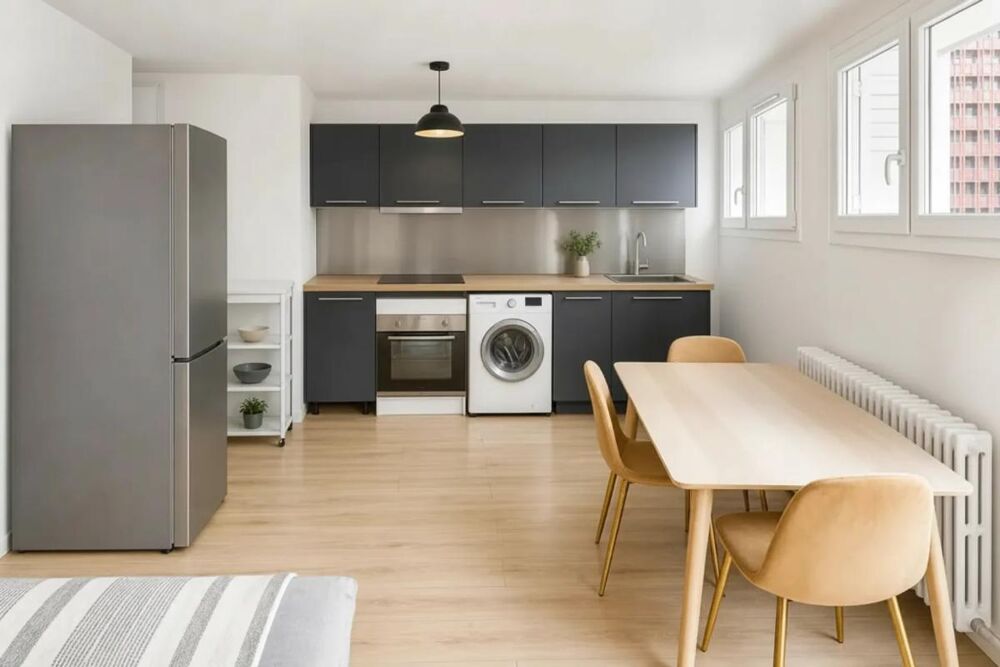 Cartoucherie bel appartement T4 avec balcon