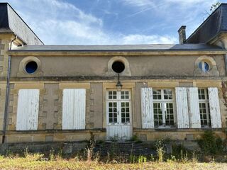  Maison à vendre 14 pièces 630 m²