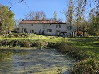  Maison � vendre 8 pi�ces 223 m�