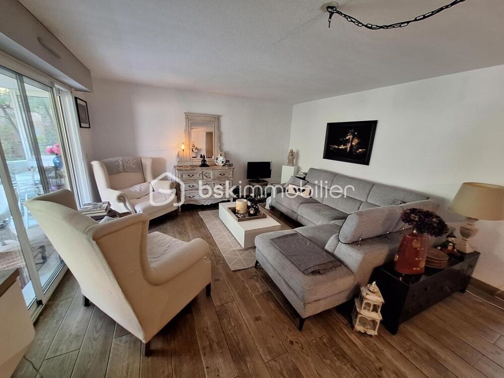 APPARTEMENT T3 SAINT RAPHAEL