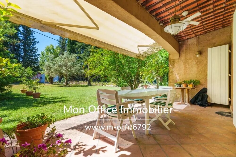 à vendre  Villa Le Beausset (83330)