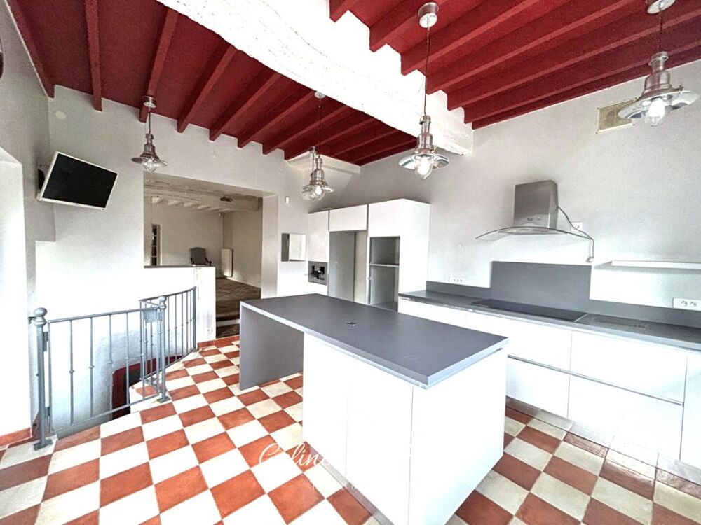 Vente Maison Maison familiale avec espace professionnel possible en Centre-ville de Linas Linas