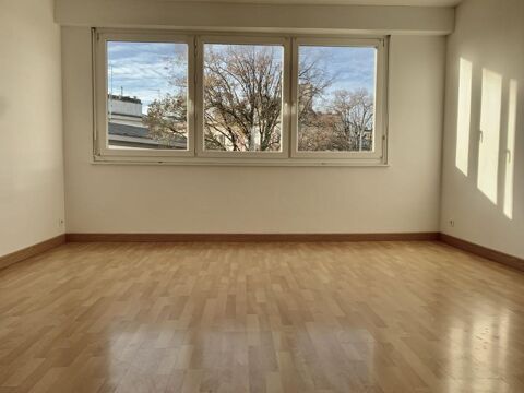   BEAU 3 PI�CES 62m� AVEC BALCON & PARKING Appartement - 3 pi�ce(s) - 62 m�