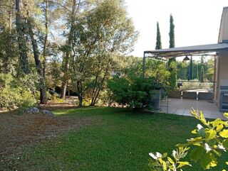  Villa  vendre 6 pices 192 m