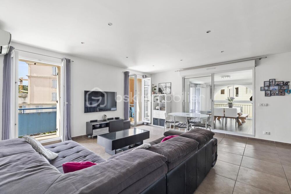 Appartement 3/4 Pièces  118 m² de Volumes et de Lumière