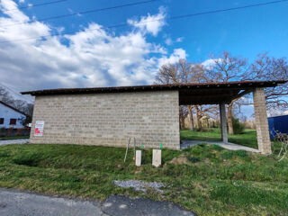  Remise / Grange � vendre 1 pi�ce 130 m�