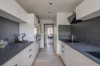  Appartement à vendre 4 pièces 93 m²