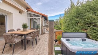 Vente Maison Maison avec 2 logements Terrasses Parkings 13009 MARSEILLE Marseille 9