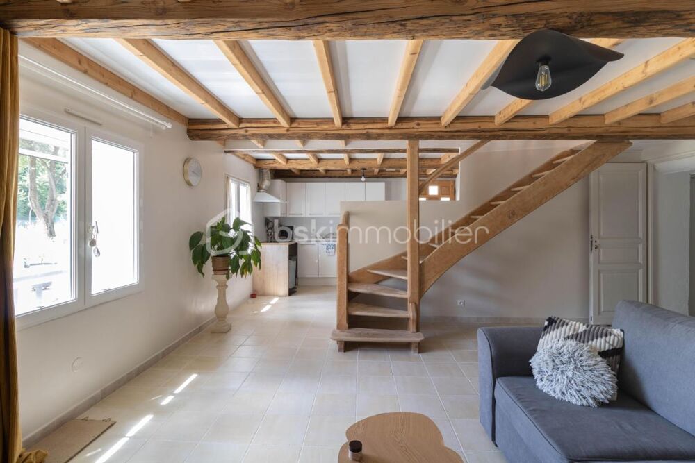 Location Duplex/Triplex Appartement en duplex avec jardin Boucoiran et nozieres