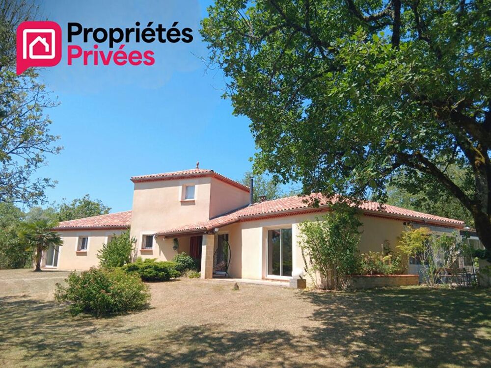 Crayssac 46150 Maison de plain-pied de 215 m², grand terrain et jolie piscine