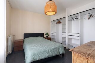  Appartement à louer 4 pièces 89 m²