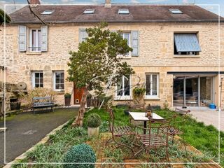  Maison � vendre 5 pi�ces 210 m�