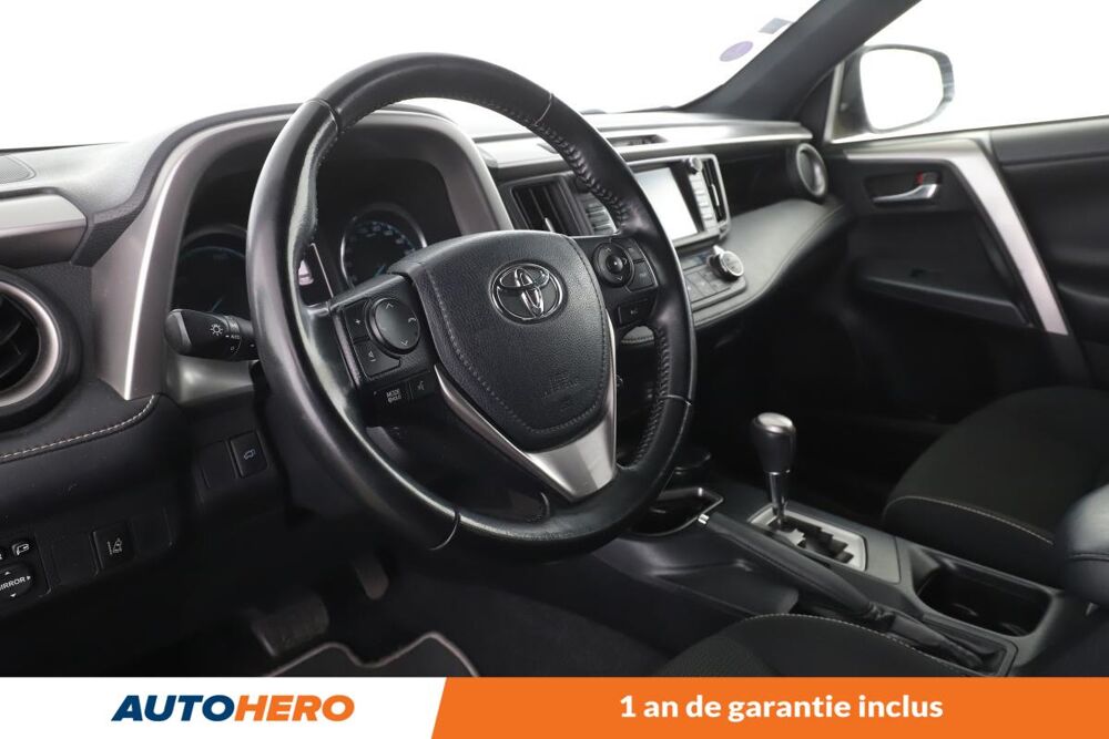 RAV 4 2.5 Hybride Dynamic 2WD 197 ch 2017 occasion 92130 Issy-les-Moulineaux