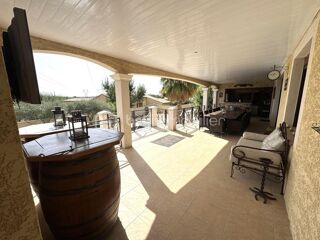  Villa à vendre 5 pièces 136 m²