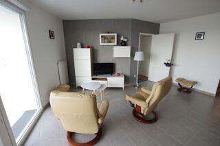  Appartement à louer 3 pièces 65 m²