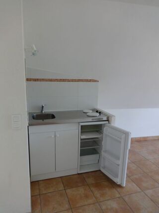  Appartement à louer 1 pièce 24 m²